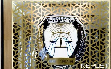 Минюст заступился за сотрудников нотариуса в деле с поджегшей себя жительницы Намангана после обвинений Сайеры Ходжаевой