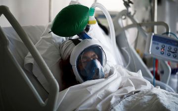  Врачи рассказали, когда произойдет мощная вспышка «омикрон»-штамма коронавируса