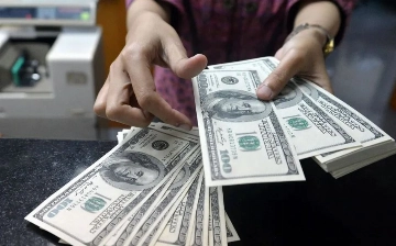 Две кыргызстанки пытались незаконно провезти в Узбекистан $109 тысяч