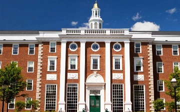 Администрация президента США лишила Гарвард всех грантов