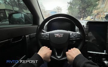 Что может рассказать о вас положение рук на руле?