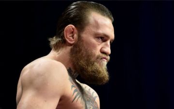 Макгрегор высмеял Нурмагомедова за слова о ринг-герлз