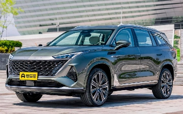 В Китае выпустили премиальный электрический кроссовер по рыночной цене Chevrolet Cobalt