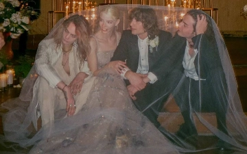 Аня Тейлор-Джой показала странные пирожные со своей свадьбы