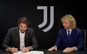 «Ювентус» презентовал Мануэля Локателли