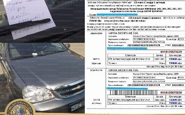 В Фергане оштрафовали водителя, который перекрыл выезд со двора