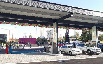 Чем опасны топливные присадки на автозаправках