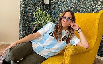 Итальянская актриса из-за сексизма исключена с благотворительного матча во Флоренции. Рассказываем все подробности скандала