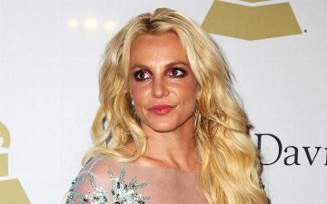 Фанаты Бритни Спирс угрожают судье жестокой расправой за отказ освободить ее от опеки отца