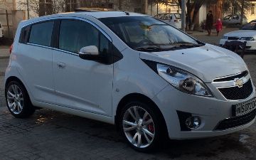 Узбекистанец лишился автомобиля из-за неоплаченных долгов 