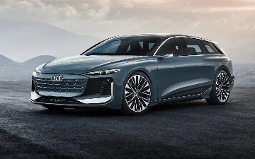 В сети показали фото первого Audi без зеркал заднего вида на живых фото