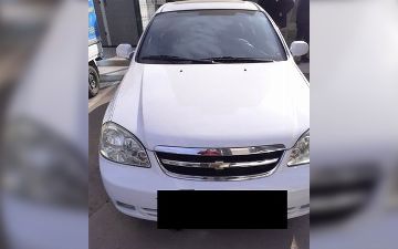 Отсидевший пять лет узбекистанец вышел на свободу и попытался украсть авто инспектора УВД 