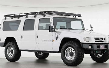 В США продают уникальный внедорожник Toyota Mega Cruiser