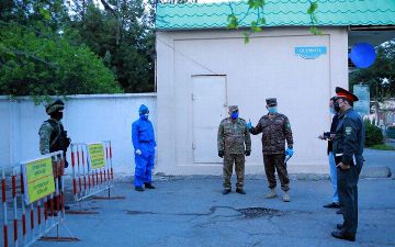 Озвучена причина сокращения карантинного периода