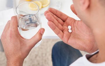 Чем нельзя запивать лекарства