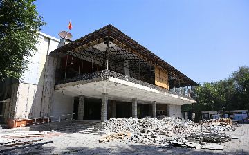 Кыргызстан получит от Узбекистана 5 млн долларов на полную реконструкцию Ошского драматического театра имени Бабура