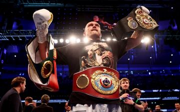 Илон Маск получил подарок от Усика после победы над Джошуа