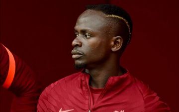 Мане ждет предложения от «Реала» или «Барсы» для ухода из «Ливерпуля» этим летом