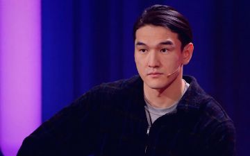 «Это что, месячные?»: Нурлан Сабуров выдал шутку в ответ на антивоенный протест