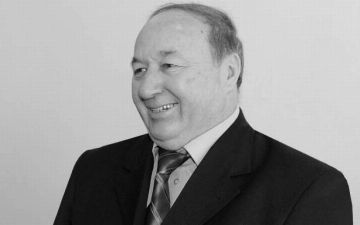 Умер заслуженный журналист Узбекистана Ахмаджон Тошходжаев