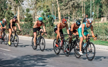 Легкоатлеты из 25 стран приняли участие в Кубке Азии по триатлону в Самарканде