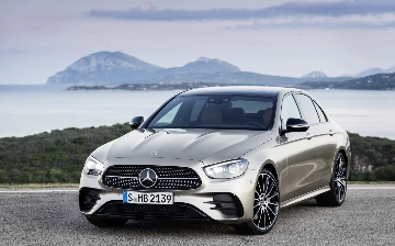 Mercedes-Benz тестирует новый E-Class в версии AMG-Line