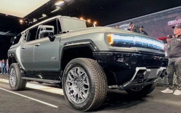 За первый электрический Hummer заплатили огромные деньги
