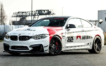 Manhart показал редкий и очень мощный BMW M4 DTM