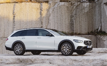 Mercedes-Benz тестирует обновленный E-Class