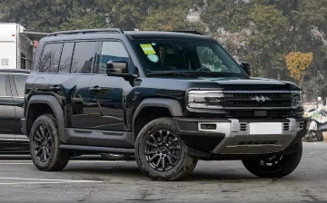 Внедорожник BYD Leopard 5 получил танковый разворот и другие функции