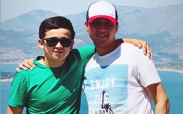 «Прошел ровно год»: друг Фархода Маннопова опубликовал архивные ролики с блогером