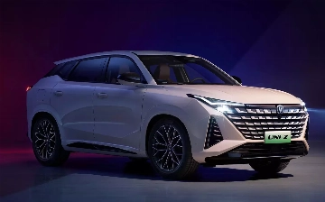 Changan раскрыл стоимость новейшего кроссовера
