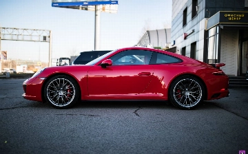 В горах под Ташкентом произошло ДТП с участием блогерши