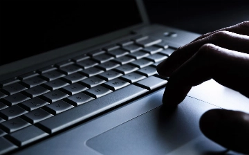 Коммерсантам открыли доступ к базам данных госорганов на платной основе