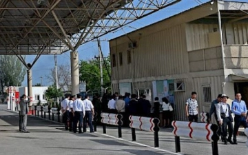 На узбекско-кыргызской границе временно закрыли КПП