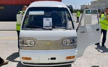 В январе в Узбекистане выпускали по 535 машин в день