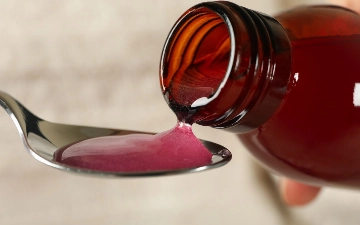 Индия ввела обязательную проверку сиропов от кашля после гибели детей в Узбекистане