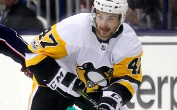 Хоккеист «Ноттингема» скончался после того, как соперник случайно перерезал ему горло коньком 