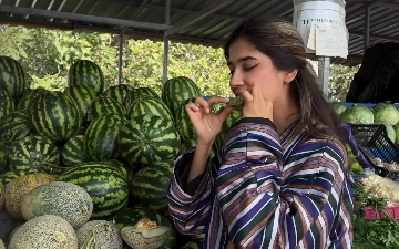 Leo17 сняла атмосферное видео на рынке Чорсу