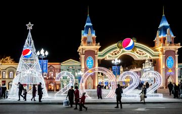 Pepsi предлагает окунуться в новогоднюю атмосферу и получить незабываемые эмоции в преддверии самого волшебного праздника