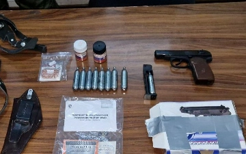 Из России в Узбекистан пытались незаконно провезти оружие (фото)