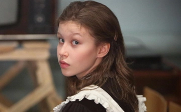 «Стою у твоего дома, жду тебя»: Анна Пересильд рассказала о преследовании со стороны фанатов