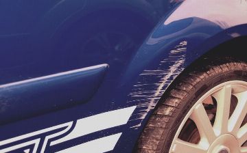 Нашли для вас способ справиться с облупившейся краской на кузове