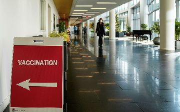 В США началась вакцинация от коронавируса