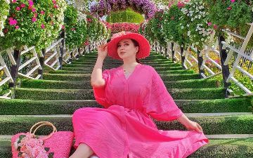 Шахзода Мухаммедова попробовала соткать адрас своими руками