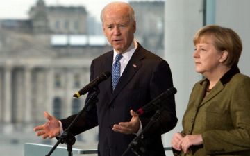 Байден и Меркель призвали Россию отвести армию от границ с Украиной