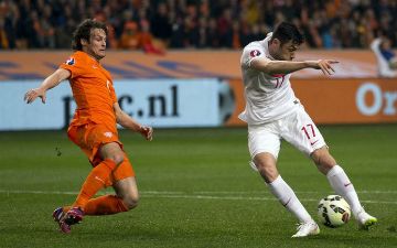 «Тюльпановые» или чехи? Кто же победит в противостоянии между Голландией и Чехией?