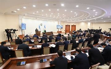 Президент поручил ужесточить наказание за незаконную выдачу водительских прав <br>