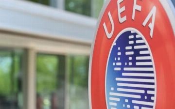 УЕФА показал мяч финала Лиги чемпионов с надписью «Мир» — фото