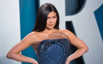 Кайли Дженнер раскритиковали за безразличие к окружающим – фото